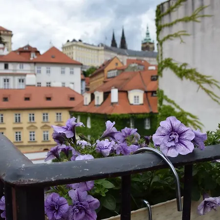 Apartman Mala Strana Prague Exterior photo